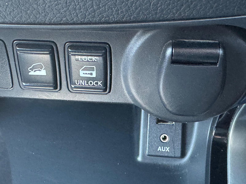 Nissan Navara 2.3 dCi N-Connecta Auto 4WD Euro 5 4dr 4dr Automatic 2026