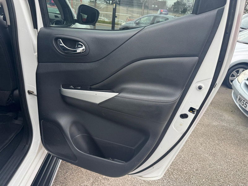 Nissan Navara 2.3 dCi Tekna 4WD Euro 6 (s/s) 4dr 4dr Manual 2026