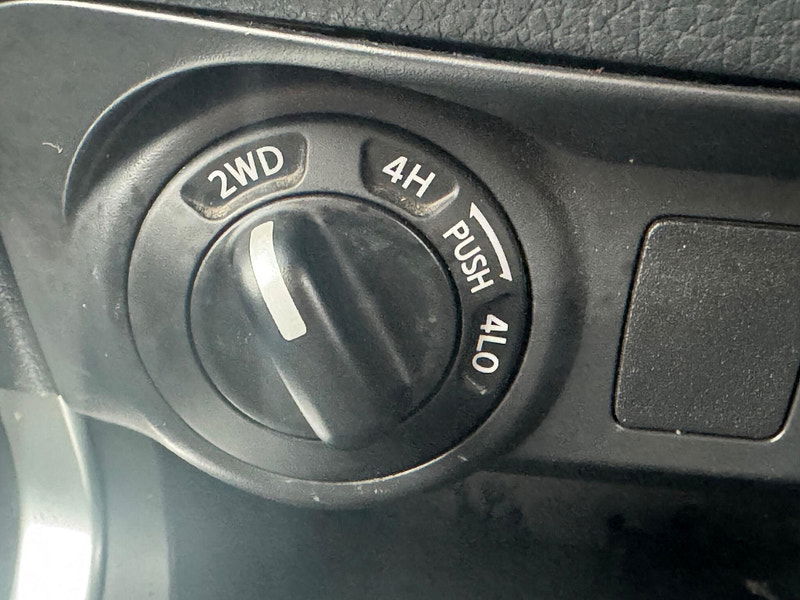 Nissan Navara 2.3 dCi Tekna 4WD Euro 6 (s/s) 4dr 4dr Manual 2026