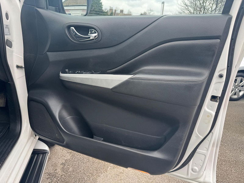 Nissan Navara 2.3 dCi Tekna 4WD Euro 6 (s/s) 4dr 4dr Manual 2026