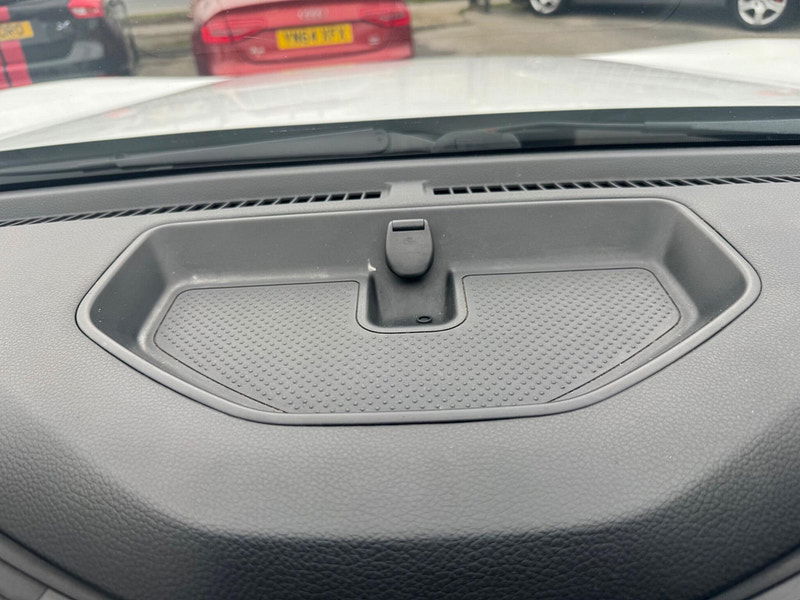 Nissan Navara 2.3 dCi Tekna 4WD Euro 6 (s/s) 4dr 4dr Manual 2026