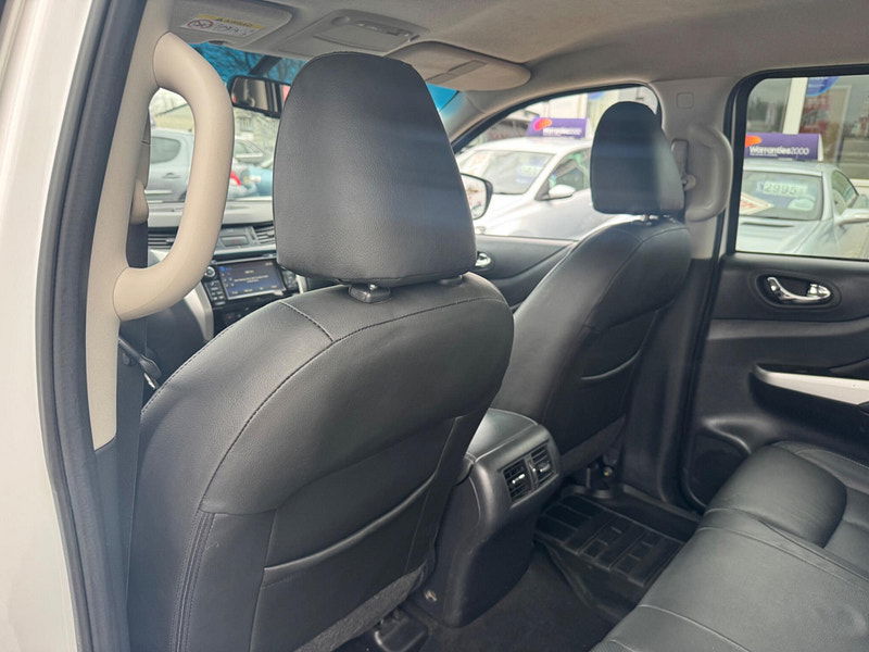 Nissan Navara 2.3 dCi Tekna 4WD Euro 6 (s/s) 4dr 4dr Manual 2026