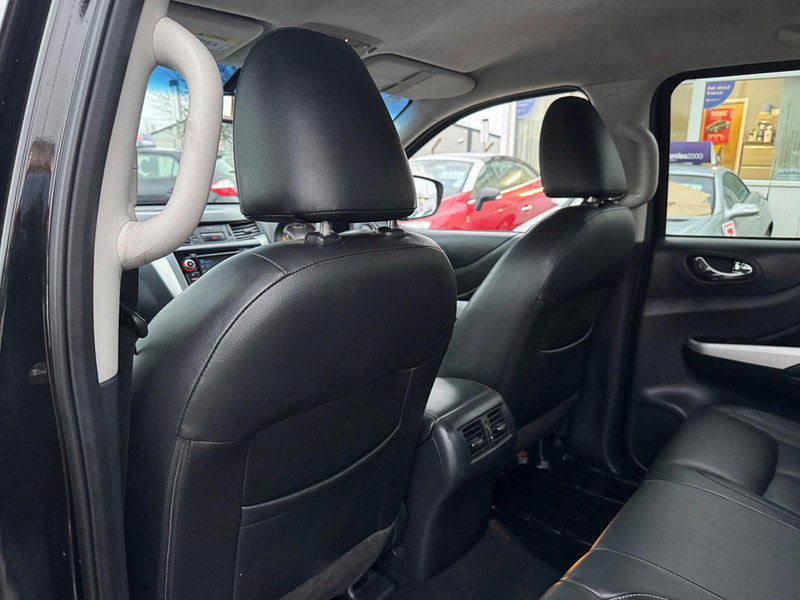 Nissan Navara 2.3 dCi Tekna Auto 4WD Euro 6 4dr 4dr Automatic 2026