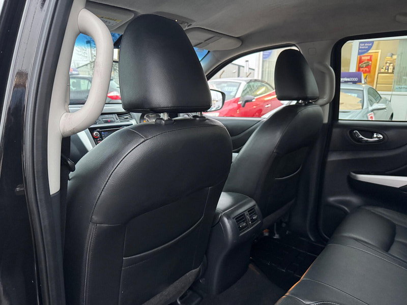 Nissan Navara 2.3 dCi Tekna Auto 4WD Euro 6 4dr 4dr Automatic 2026