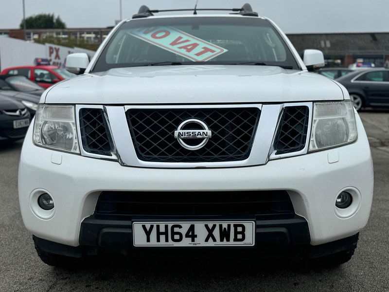 Nissan Navara 2.5 dCi Acenta 4WD Euro 5 4dr 4dr Manual 2024