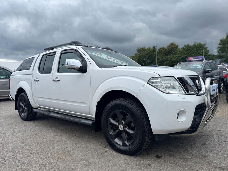 Nissan Navara 2.5 dCi Tekna 4WD Euro 5 4dr 4dr Manual 2025