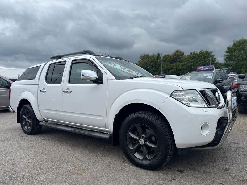Nissan Navara 2.5 dCi Tekna 4WD Euro 5 4dr 4dr Manual 2025
