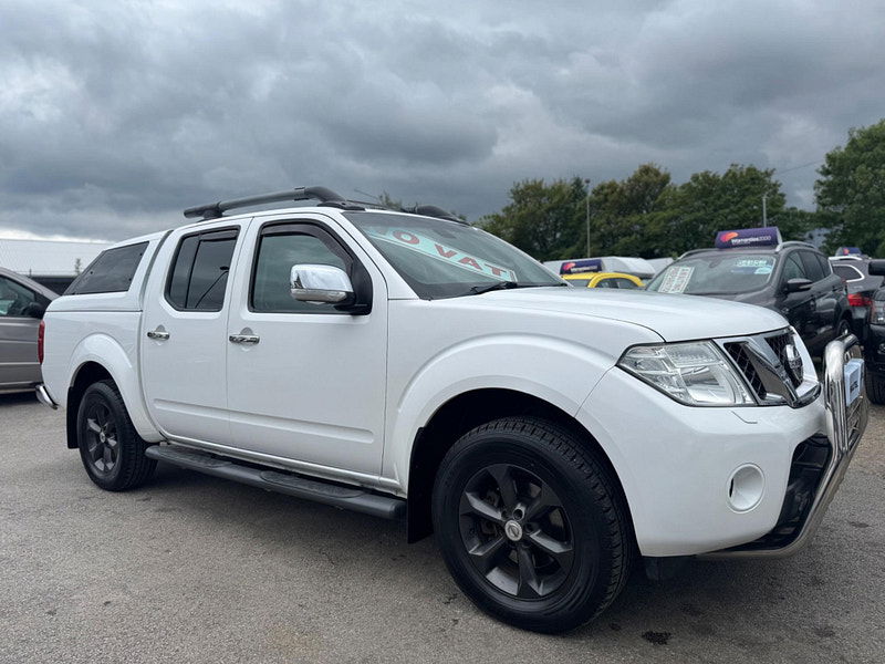 Nissan Navara 2.5 dCi Tekna 4WD Euro 5 4dr 4dr Manual 2025
