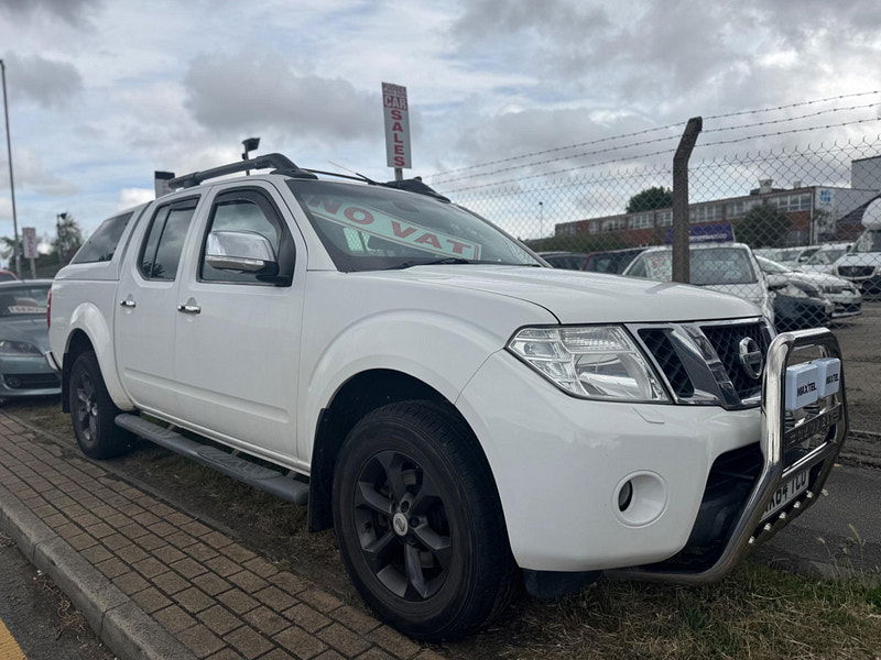 Nissan Navara 2.5 dCi Tekna 4WD Euro 5 4dr 4dr Manual 2025