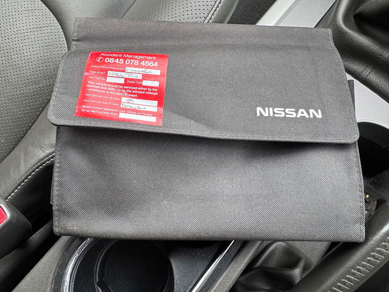 Nissan Navara 2.5 dCi Tekna 4WD Euro 5 4dr 4dr Manual 2025
