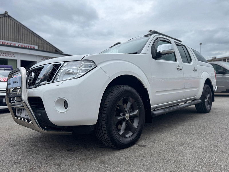 Nissan Navara 2.5 dCi Tekna 4WD Euro 5 4dr 4dr Manual 2025