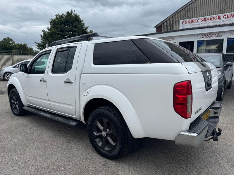 Nissan Navara 2.5 dCi Tekna 4WD Euro 5 4dr 4dr Manual 2025