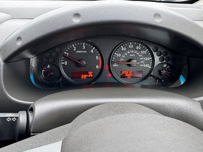 Nissan Navara 2.5 dCi Tekna 4WD Euro 5 4dr 4dr Manual 2025