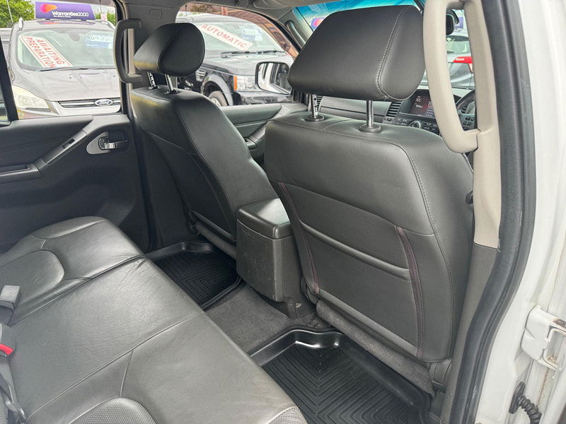 Nissan Navara 2.5 dCi Tekna 4WD Euro 5 4dr 4dr Manual 2025