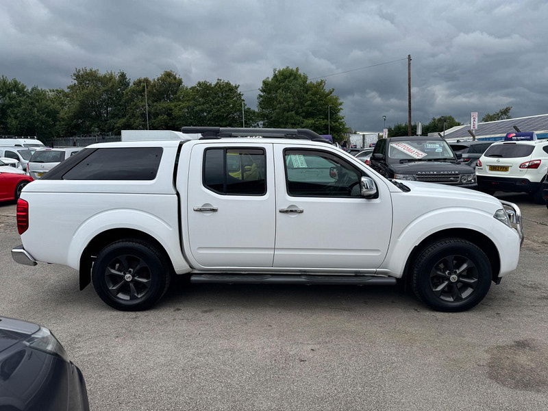 Nissan Navara 2.5 dCi Tekna 4WD Euro 5 4dr 4dr Manual 2025