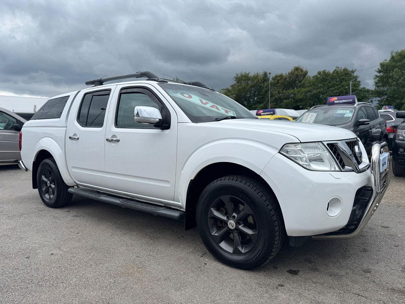Nissan Navara 2.5 dCi Tekna 4WD Euro 5 4dr 4dr Manual 2025
