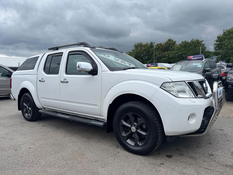 Nissan Navara 2.5 dCi Tekna 4WD Euro 5 4dr 4dr Manual 2025