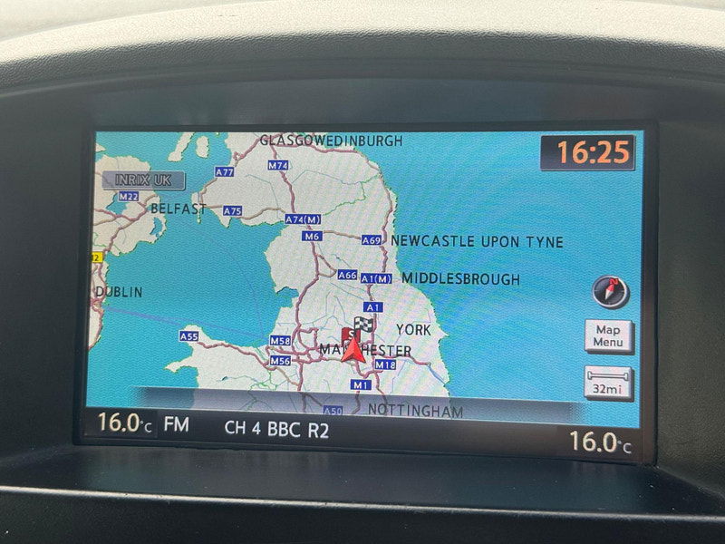 Nissan Navara 2.5 dCi Tekna 4WD Euro 5 4dr 4dr Manual 2025