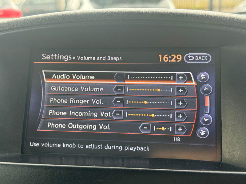 Nissan Navara 2.5 dCi Tekna 4WD Euro 5 4dr 4dr Manual 2025