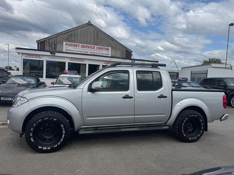 Nissan Navara 2.5 dCi Tekna 4WD Euro 5 4dr 4dr Manual 2025