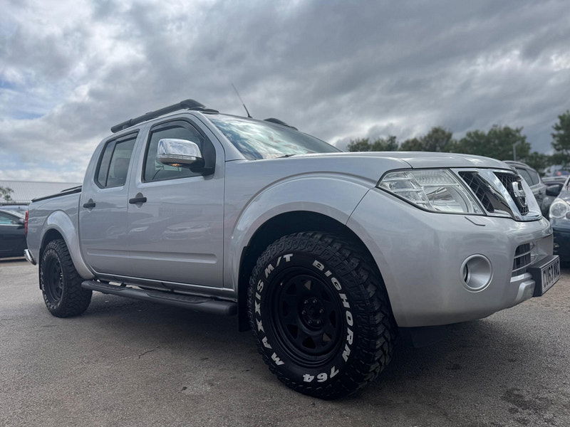 Nissan Navara 2.5 dCi Tekna 4WD Euro 5 4dr 4dr Manual 2025