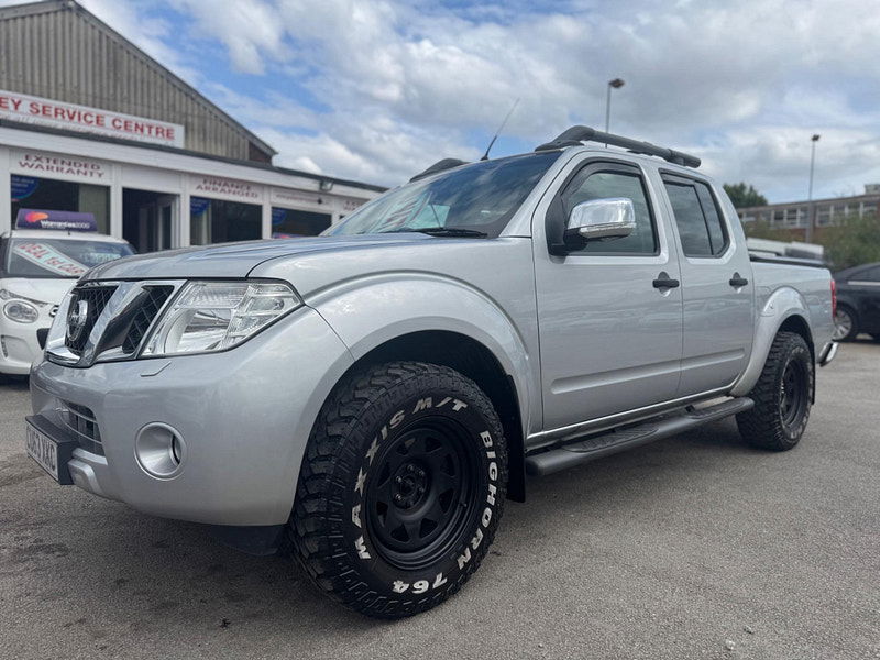 Nissan Navara 2.5 dCi Tekna 4WD Euro 5 4dr 4dr Manual 2025