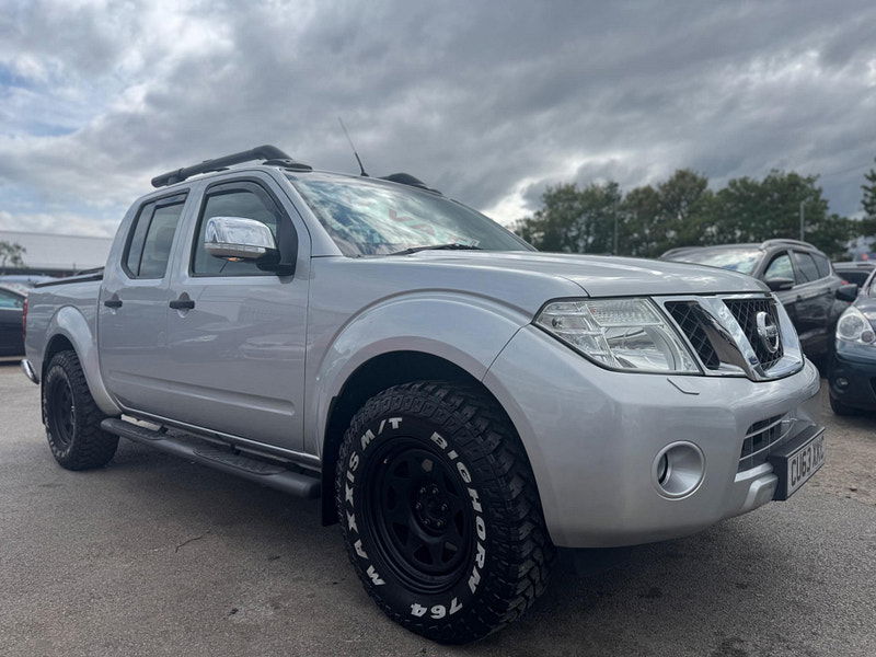 Nissan Navara 2.5 dCi Tekna 4WD Euro 5 4dr 4dr Manual 2025