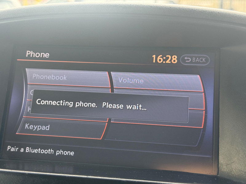 Nissan Navara 2.5 dCi Tekna 4WD Euro 5 4dr 4dr Manual 2025