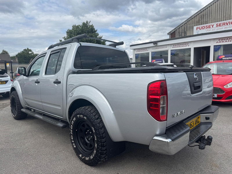 Nissan Navara 2.5 dCi Tekna 4WD Euro 5 4dr 4dr Manual 2025