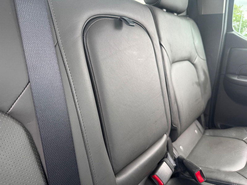 Nissan Navara 2.5 dCi Tekna 4WD Euro 5 4dr 4dr Manual 2025