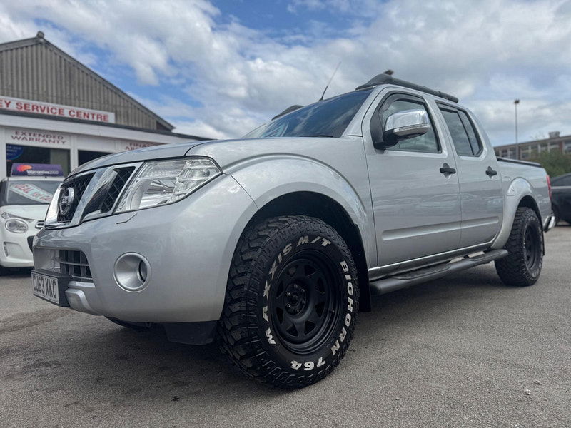 Nissan Navara 2.5 dCi Tekna 4WD Euro 5 4dr 4dr Manual 2025