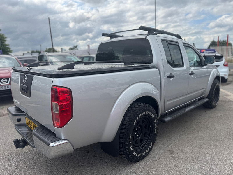 Nissan Navara 2.5 dCi Tekna 4WD Euro 5 4dr 4dr Manual 2025