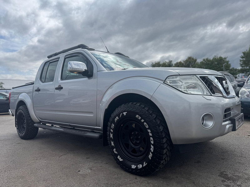Nissan Navara 2.5 dCi Tekna 4WD Euro 5 4dr 4dr Manual 2025