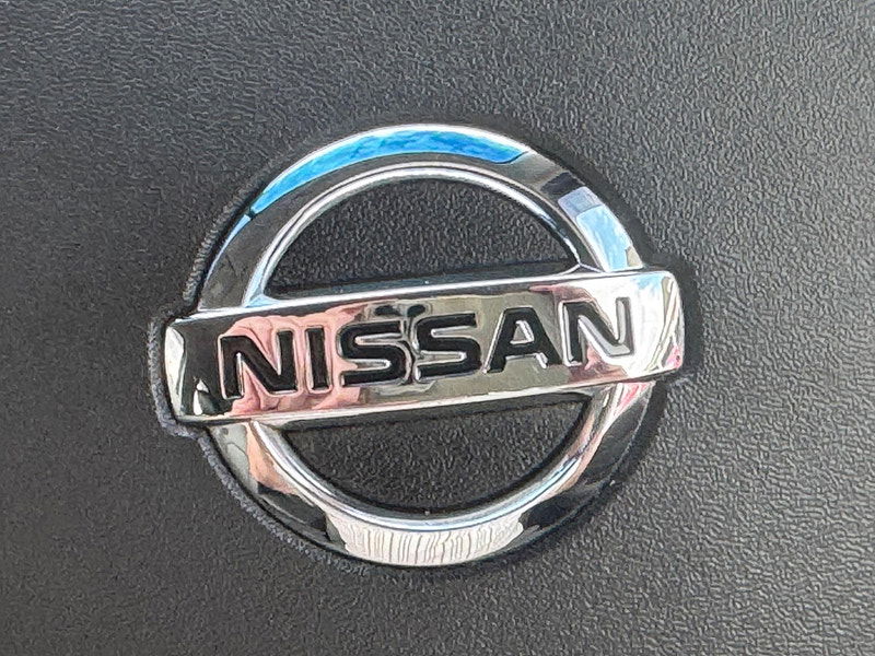 Nissan Navara 2.5 dCi Tekna 4WD Euro 5 4dr 4dr Manual 2025