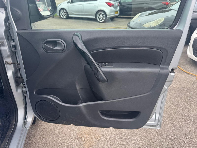 Nissan NV250 1.5 dCi Acenta L2 Euro 6 (s/s) 5dr 5dr Manual 2025
