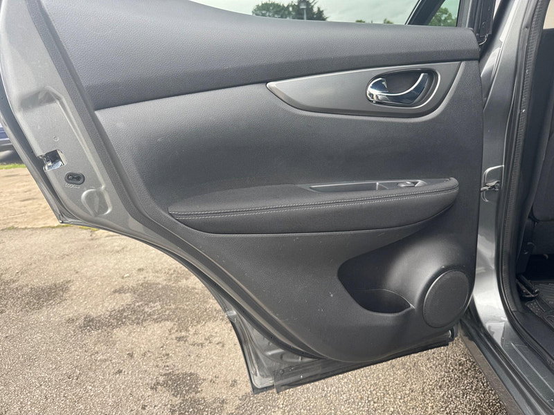 Nissan Qashqai 1.2 DIG-T N-Connecta Euro 6 (s/s) 5dr 5dr Manual 2026