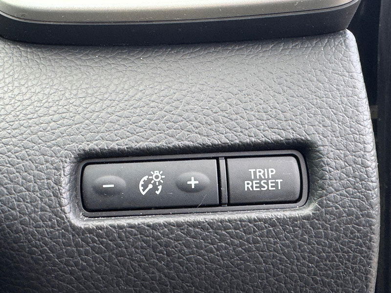 Nissan Qashqai 1.5 dCi Tekna 2WD Euro 5 (s/s) 5dr 5dr Manual 2025