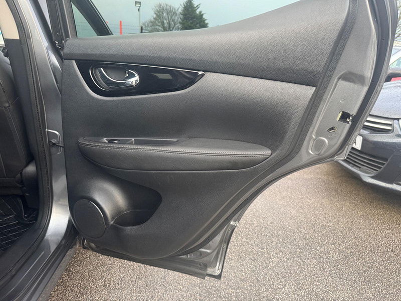 Nissan Qashqai 1.6 dCi Tekna 2WD Euro 5 (s/s) 5dr 5dr Manual 2026