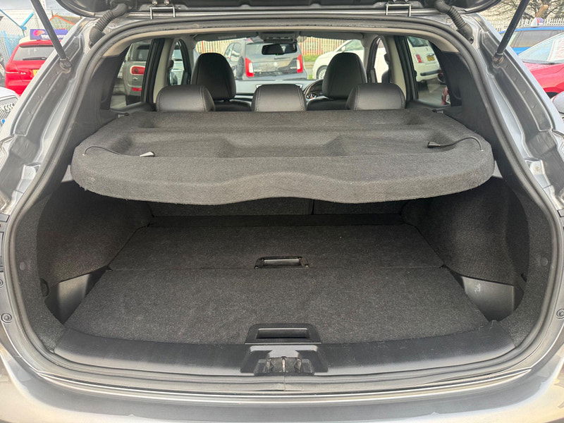 Nissan Qashqai 1.6 dCi Tekna 2WD Euro 5 (s/s) 5dr 5dr Manual 2026