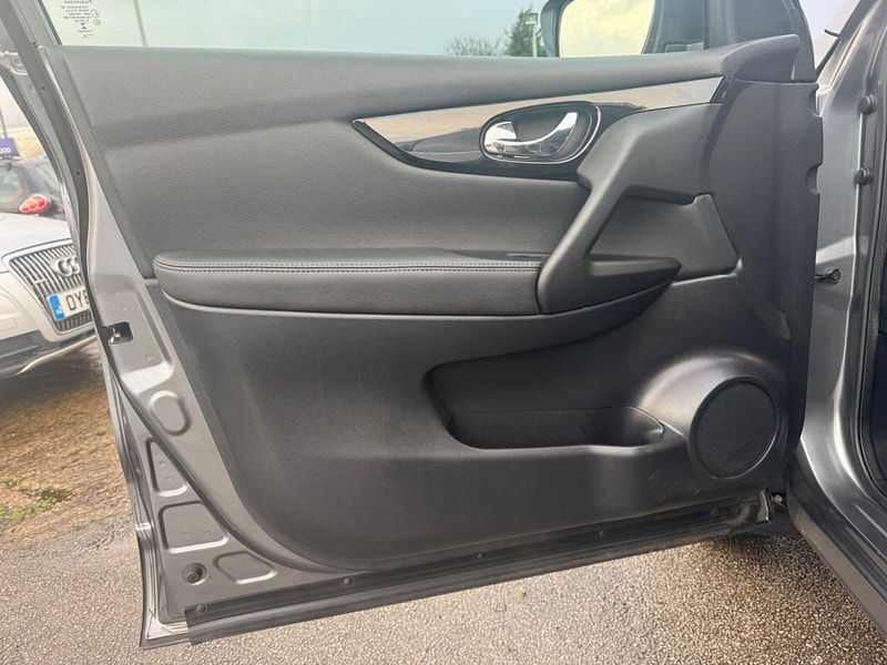 Nissan Qashqai 1.6 dCi Tekna 2WD Euro 5 (s/s) 5dr 5dr Manual 2026