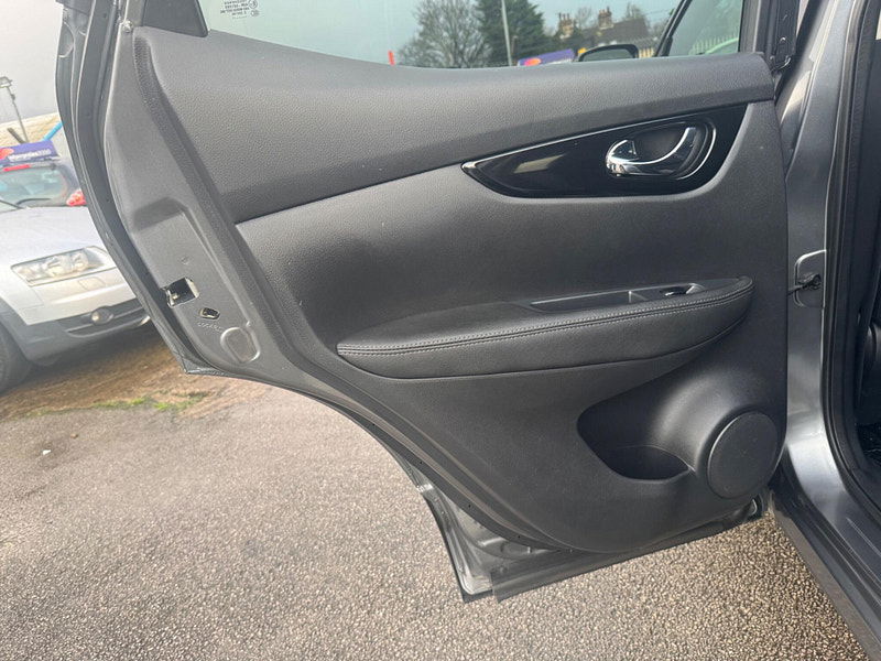 Nissan Qashqai 1.6 dCi Tekna 2WD Euro 5 (s/s) 5dr 5dr Manual 2026