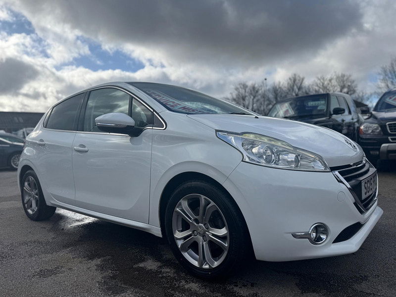 Peugeot 208 1.2 VTi PureTech Allure Euro 6 5dr 5dr Manual 2025