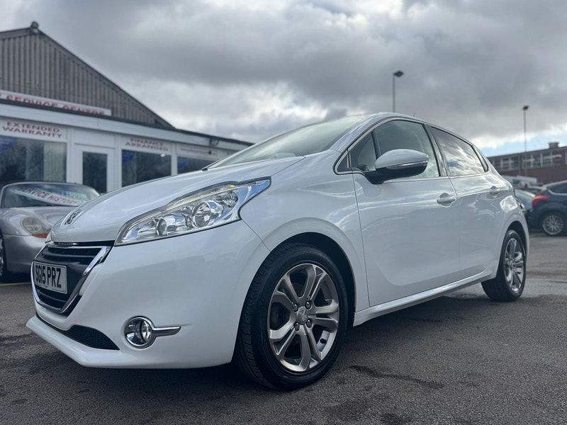 Peugeot 208 1.2 VTi PureTech Allure Euro 6 5dr 5dr Manual 2025