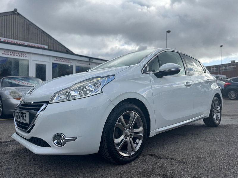 Peugeot 208 1.2 VTi PureTech Allure Euro 6 5dr 5dr Manual 2025