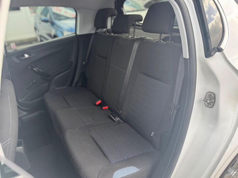 Peugeot 208 1.2 VTi PureTech Allure Euro 6 5dr 5dr Manual 2025