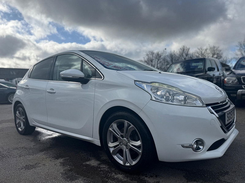 Peugeot 208 1.2 VTi PureTech Allure Euro 6 5dr 5dr Manual 2025
