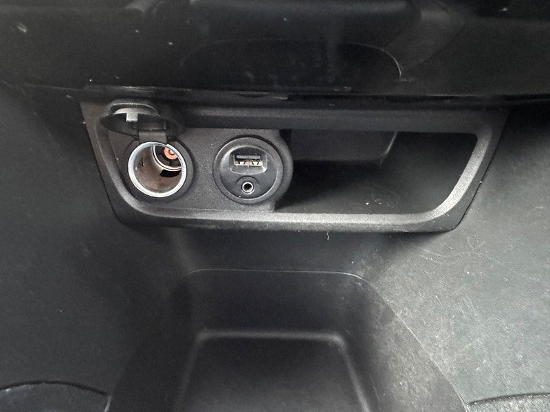 Peugeot 208 1.2 VTi PureTech Allure Euro 6 5dr 5dr Manual 2025