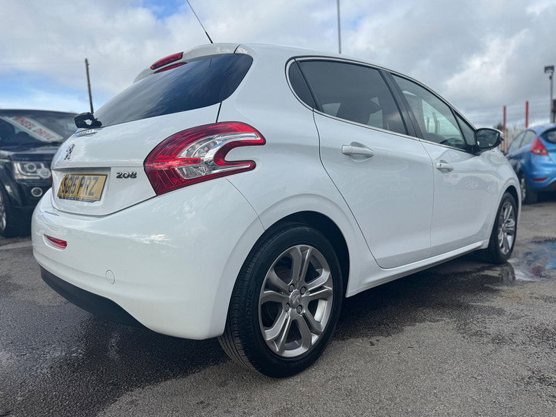 Peugeot 208 1.2 VTi PureTech Allure Euro 6 5dr 5dr Manual 2025