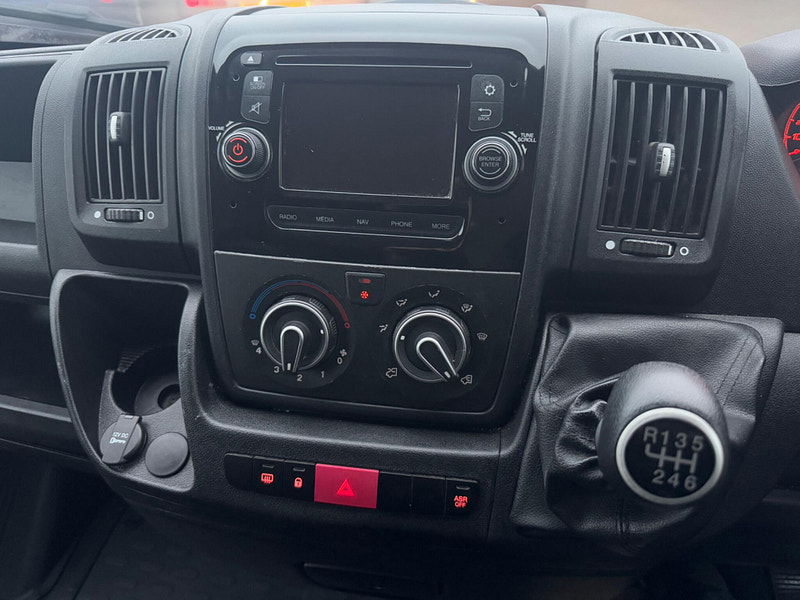 Peugeot Boxer 2.2 HDi 335 Professional L3 H2 Euro 5 5dr 5dr Manual 2025