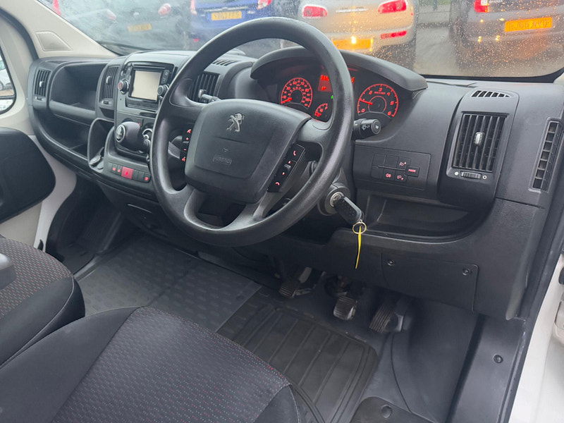 Peugeot Boxer 2.2 HDi 335 Professional L3 H2 Euro 5 5dr 5dr Manual 2025